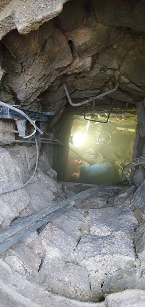 ЮУрГУ. Произвели бестраншейную замену водопровода, 15 м. ПЭ 110 мм.