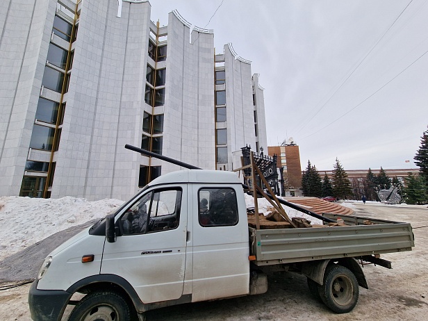 Заменили 6 канализационных выпусков методом разрушения и методом прокола грунта. Театр драмы Челябинск.