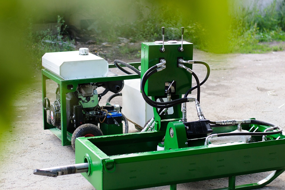 Установка управляемого прокола грунта 30 тн