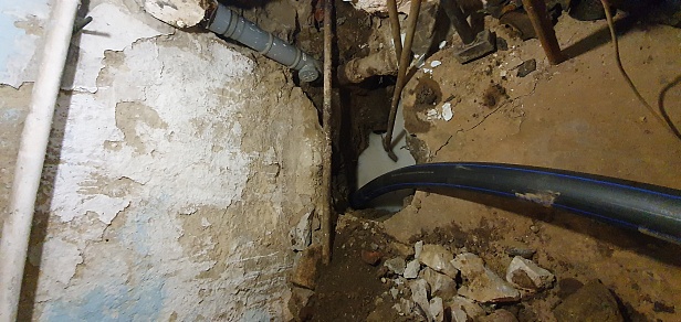 Заменили канализационный выпуск бестраншейным способом в Детском Саду №127 г.Челябинск