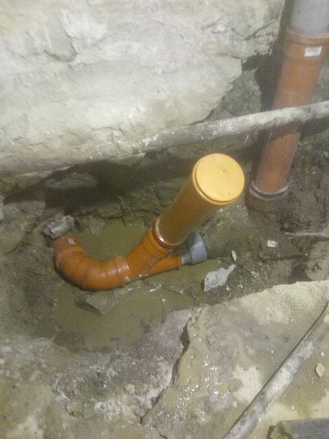 Заменили канализационный выпуск бестраншейным способом в Детском Саду №127 г.Челябинск