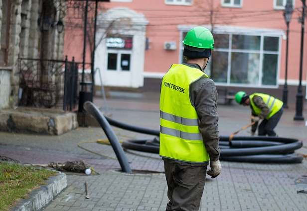 Заменили межколодезный переход (канализационная труба 33м) за 4 часа в центре города, без раскопок! Ресторан Цыплята табака Заменили межколодезный переход (канализационная труба 33м) за 4 часа в центре города, без раскопок! Ресторан Цыплята табака